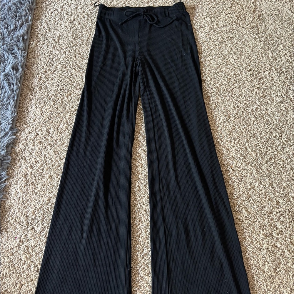 White Fox Boutique Black Wide-Leg Pants